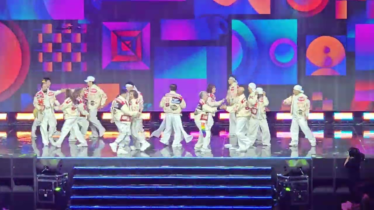d' Legends - Octo Arts groups dancing to 80s music 