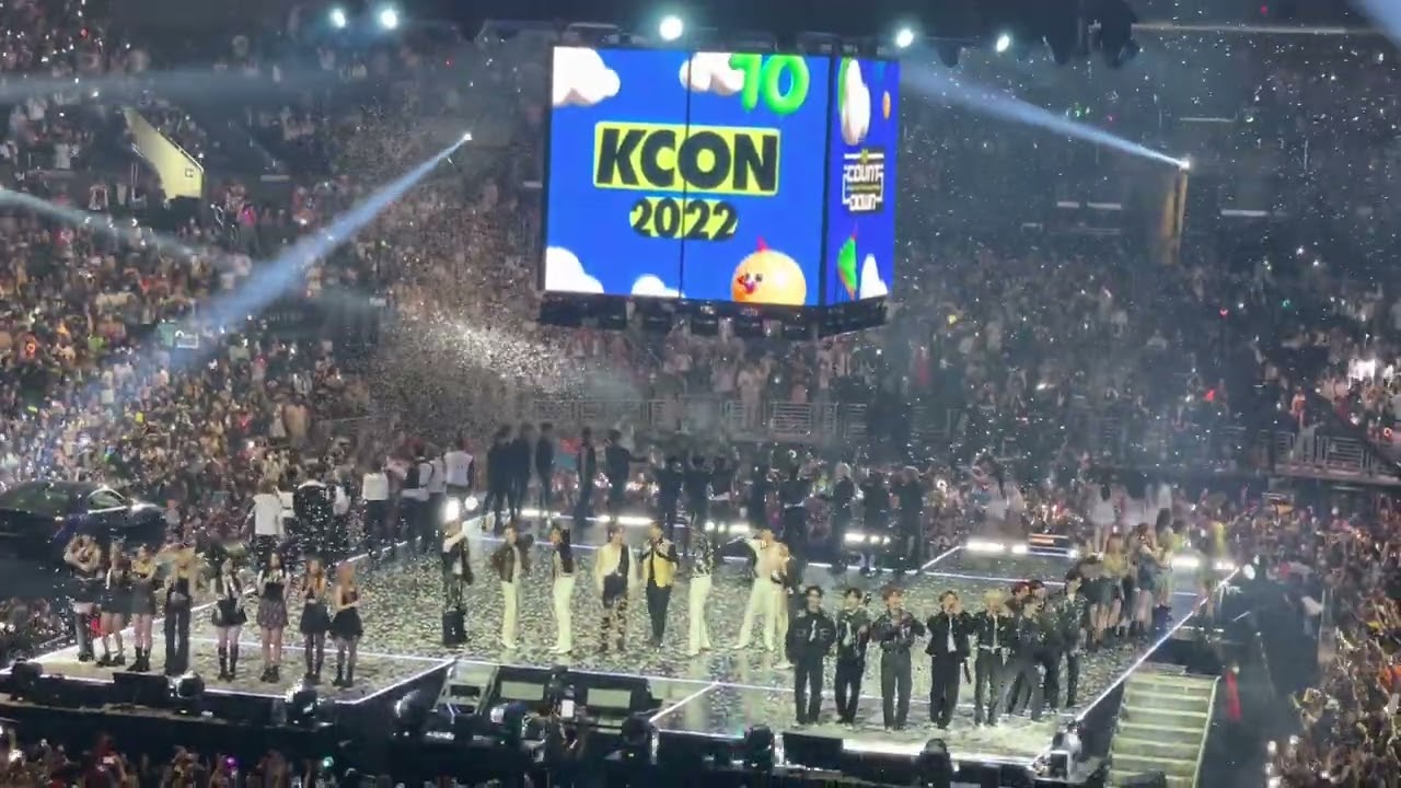 KCON LA 2022 Day 1 - Ending - All Artists