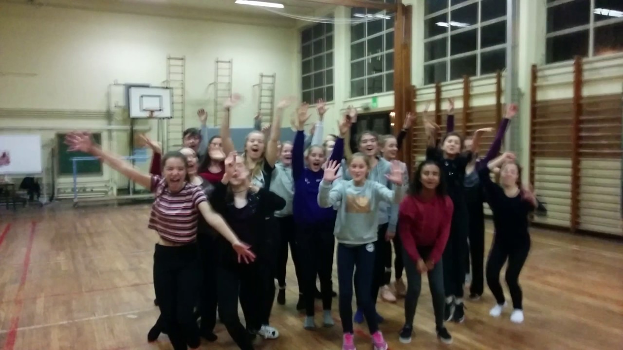 ShaMoDo It - Lyrical Dancers wensen iedereen een gelukkig nieuwjaar !