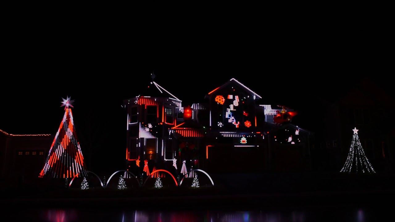 2017 Lights on Pascolo   Official Christmas Light Show Video