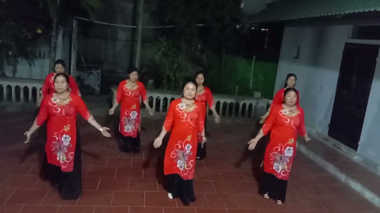 Nhảy Ba Quan Mời Trầu 
