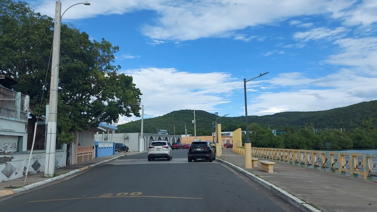 Malecon de Guanica a el Centro de Sabana Grande, Puerto Rico