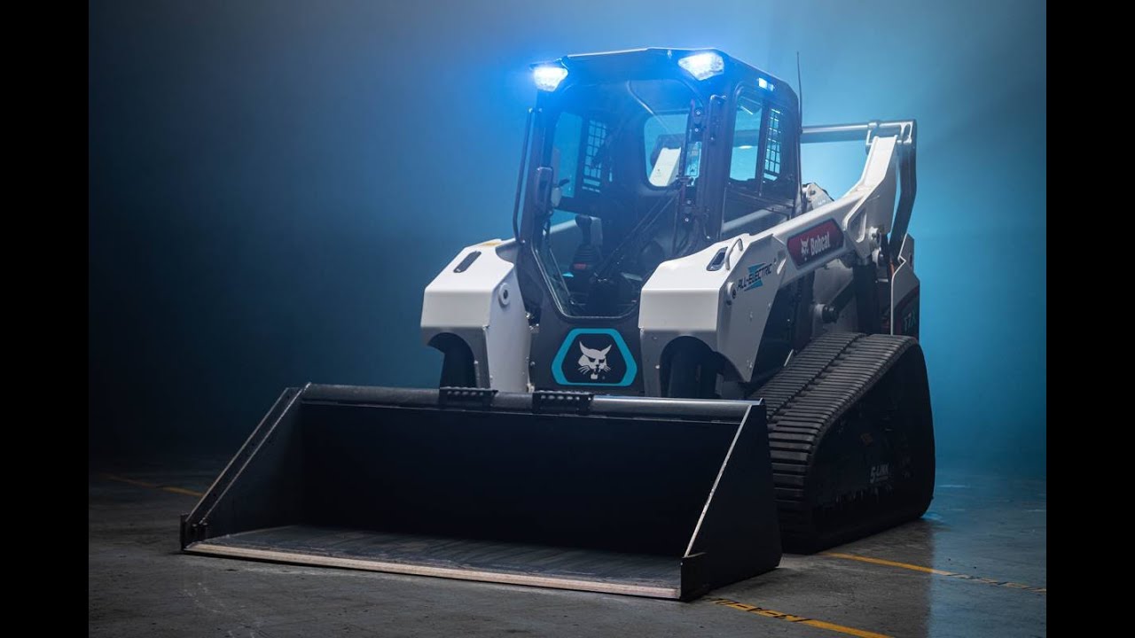 Doosan Bobcat unveils the World's first all-electric Compact Track Loader at CES 2022