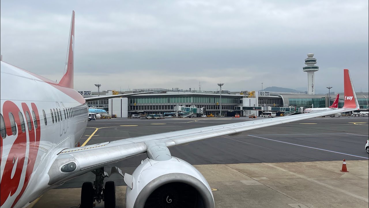 114/2025 0312 티웨이항공 TW713 서울김포&rarr;제주 제주공항 착륙 #티웨이항공 #제주