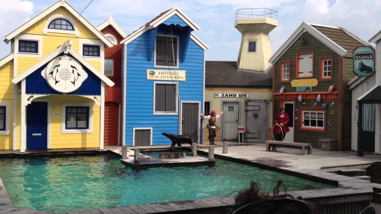 Dolfinarium 30-08-2013 - Zeeleeuwen show piraten