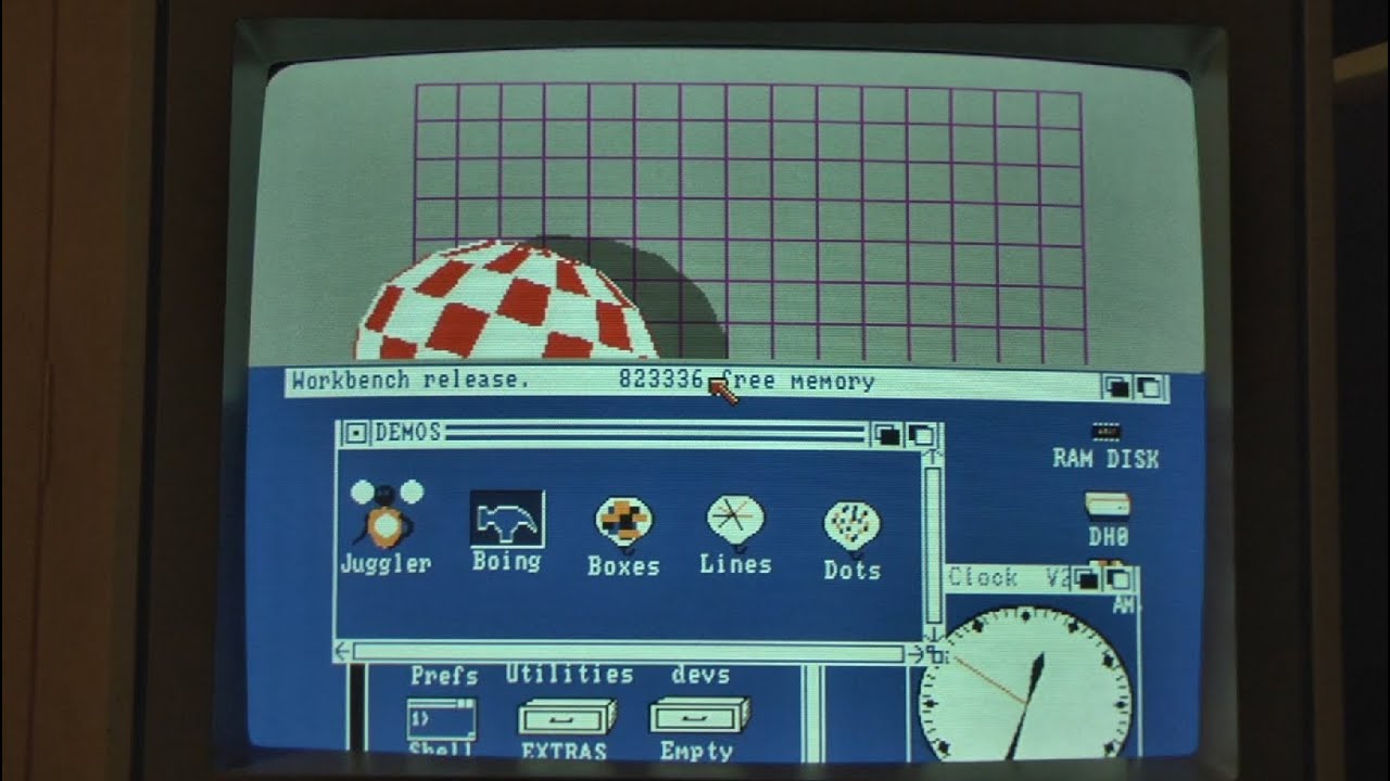 1986 Commodore Amiga 1000 - Vintage computer