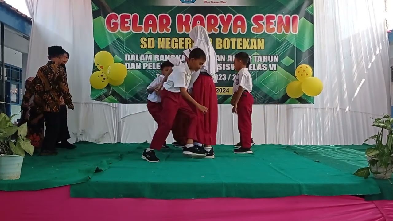 SENI DRAMA 