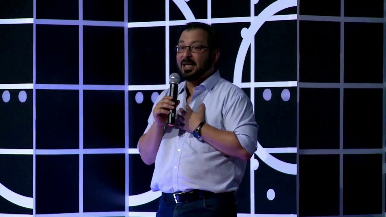 Informa&ccedil;&atilde;o, desinforma&ccedil;&atilde;o e forma&ccedil;&atilde;o | Sergio Itamar | TEDxUFPR