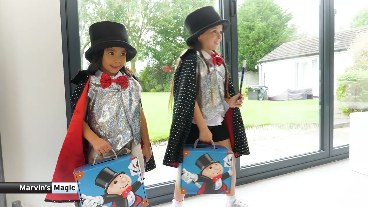 Marvin's Magic - Dress Up & Play