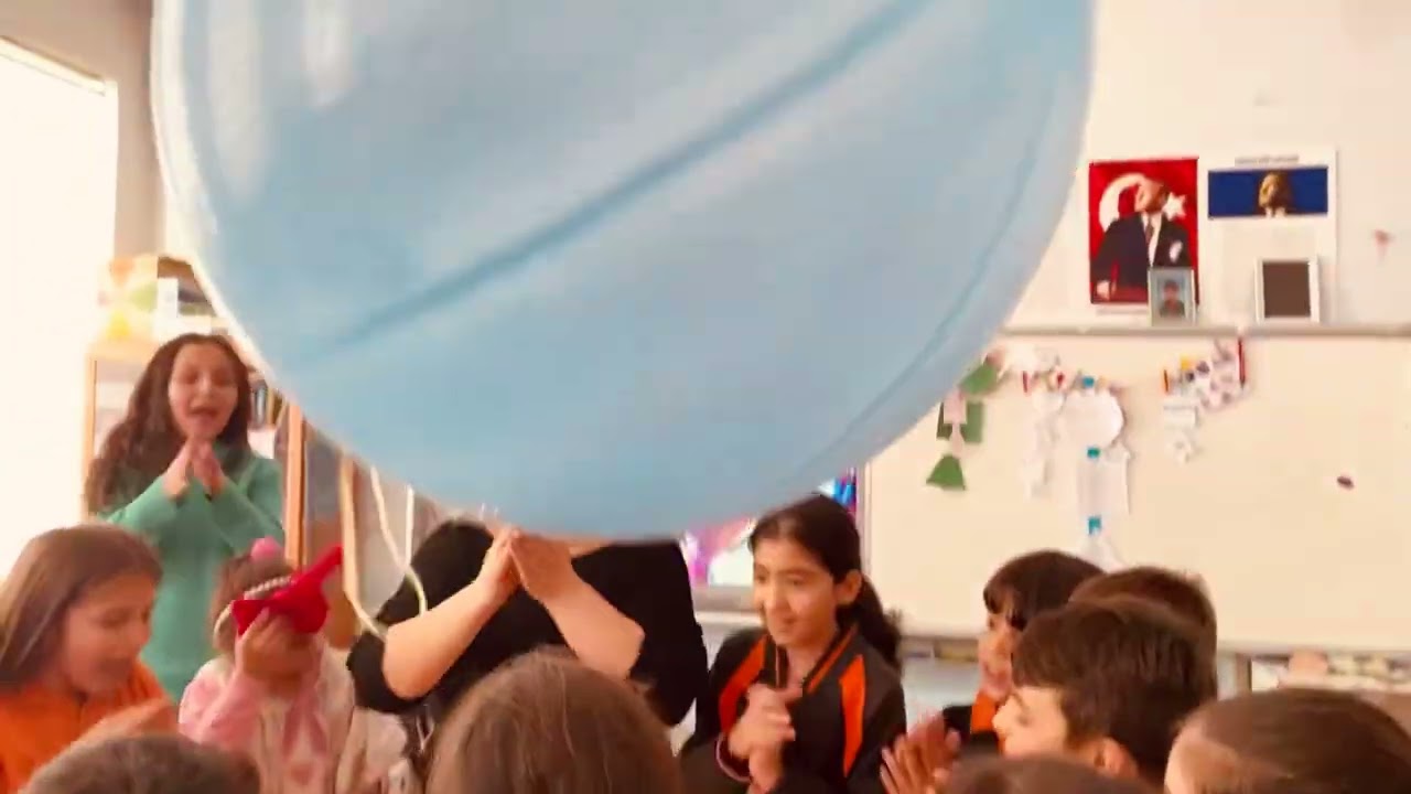 3/B’nin sürpriz doğum günü ve moral partisi… Minnoşlarım benim♥️