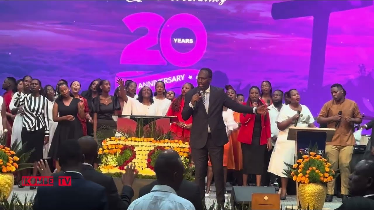 Woow Alarm ministry Batanze 1M cheque kubwo gushigikira Umurimo Africa Ignite connection 