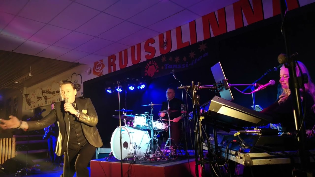 Kari Hirvonen & Onnentähti - Kaikki tytöt