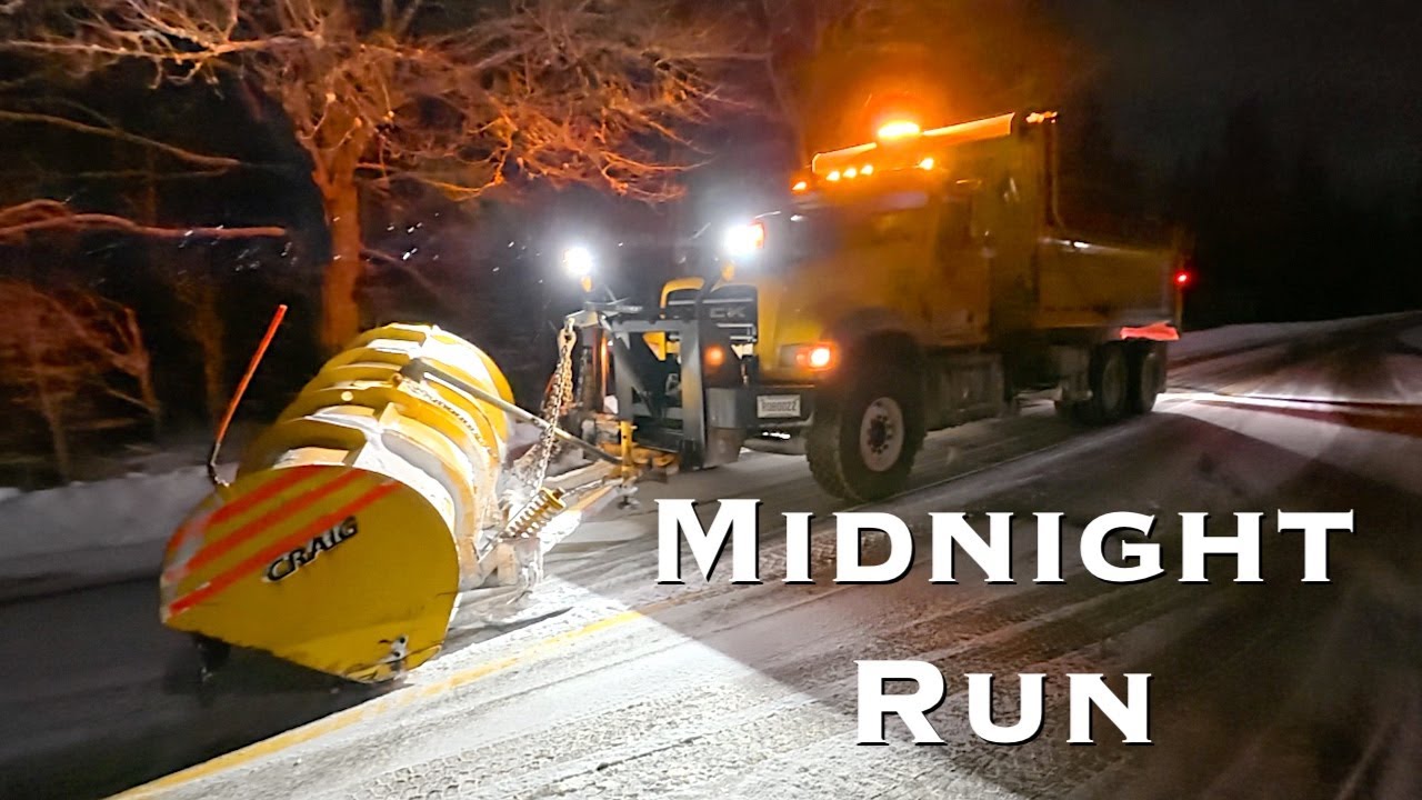 ❄️  QUICK RUN AFTER MIDNIGHT ❄️ PLOWING SNOW