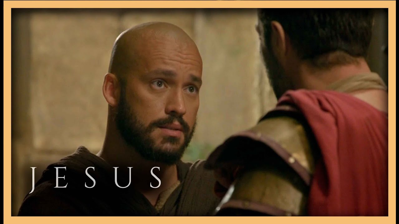 Petronius tenta recompensar Simão Zelote pela cura de Cassandra | NOVELA JESUS