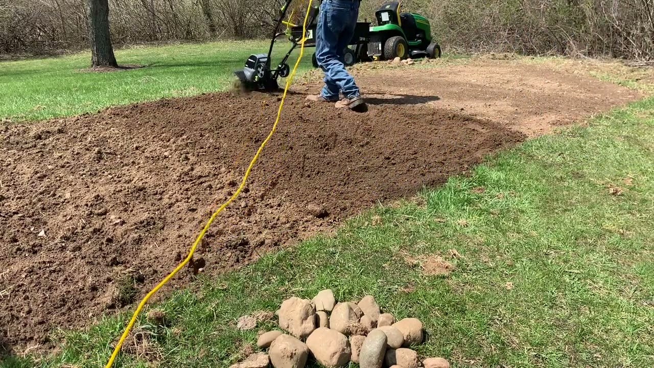 Testing the Earthwise 13.5 amp electric Tiller