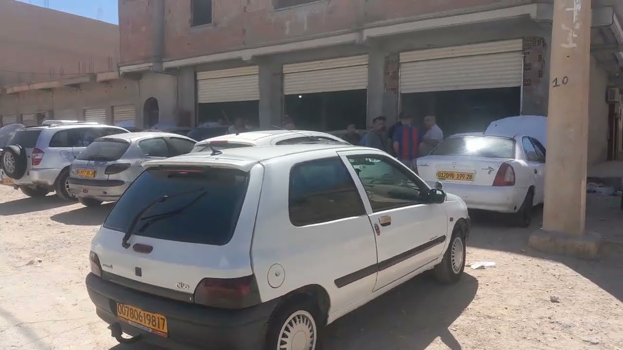 كليو جابونية ايسونس 0774297357