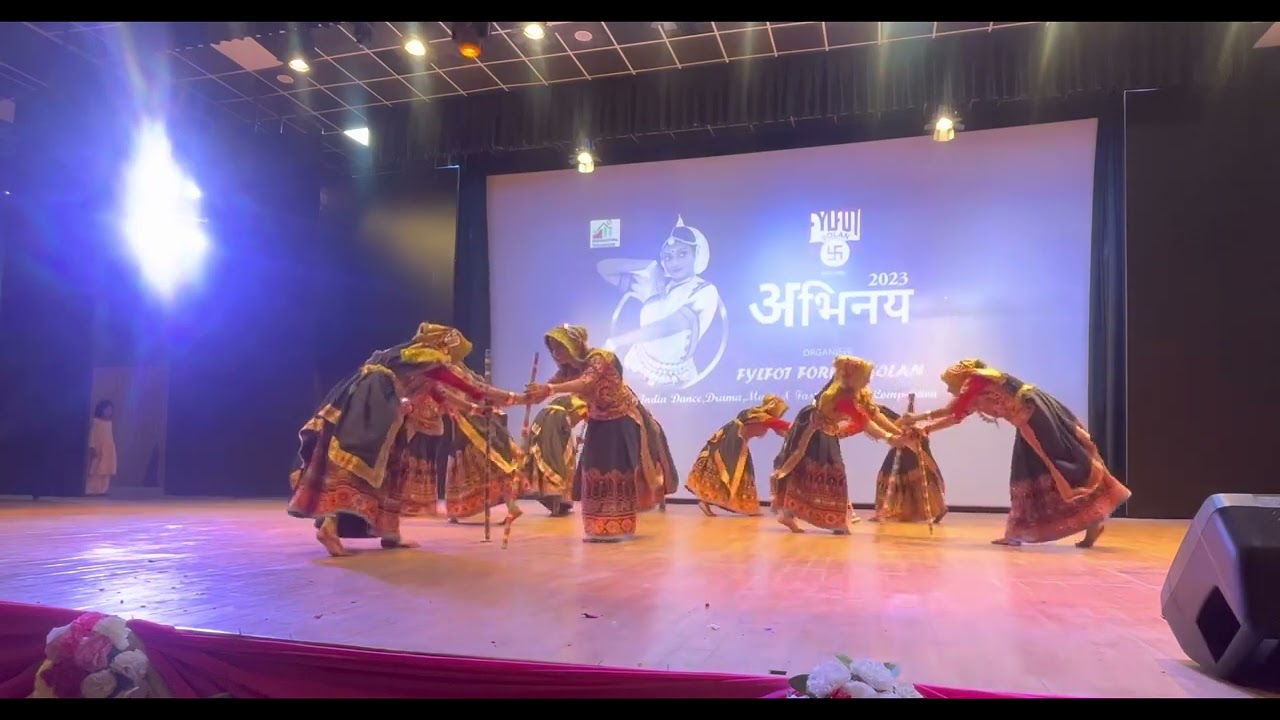 Superb Performance of Traditional Folk Dance of Kachh  ‘Gajiyo’