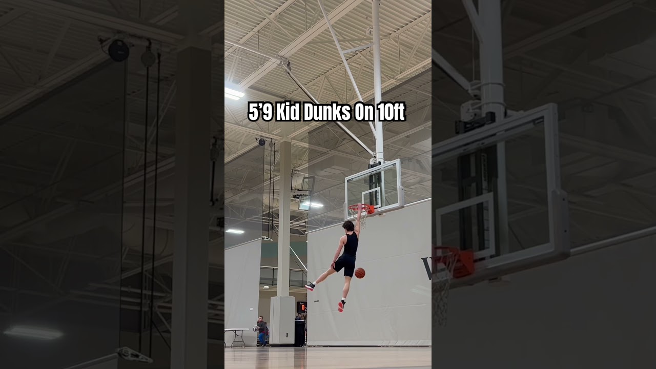 5’9 Kid dunks on 10ft #shorts