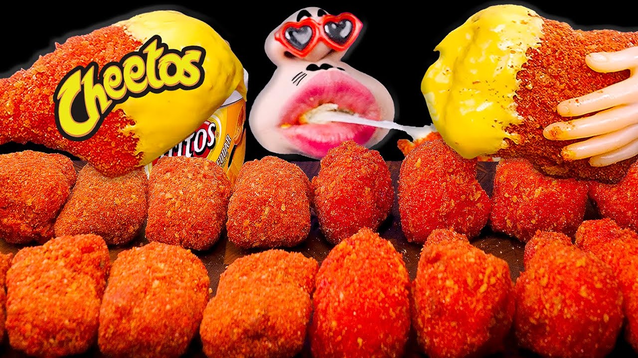 Сырная бомба Cheetos с сырной курицей, хрустящая курица Cheetos! 🔥🧀🔥 ASMR Mukbang Eating Show :)