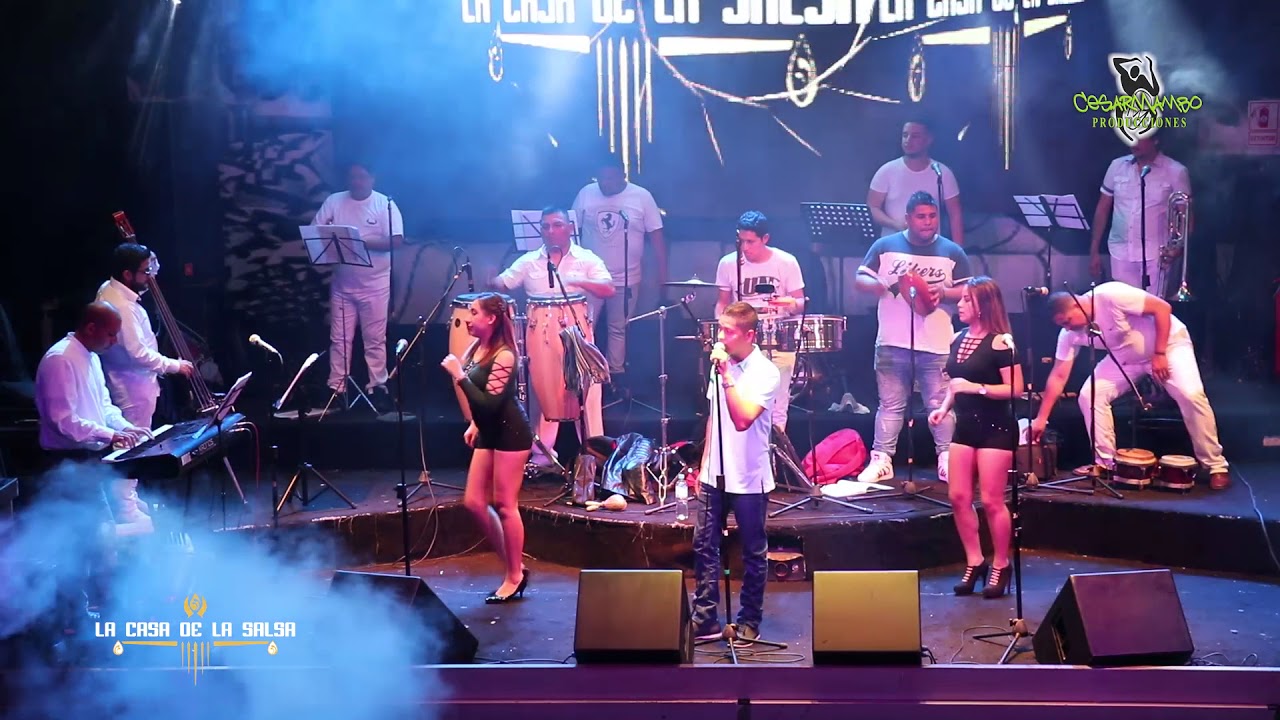 ♫♫Ahora Yo Me Rio - Renzo Padilla y Los Borincaicos - Casa De La Salsa 13/10/17