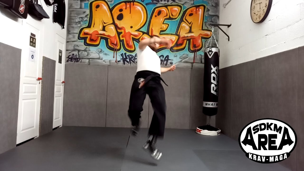 Enchaînements de 2 Coups de pied - Ceinture Marron - KRAV MAGA FEKM