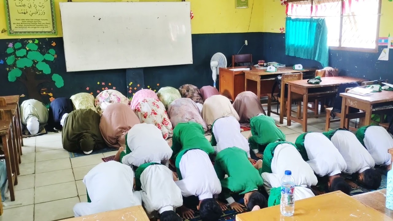 PEMBIASAAN SHOLAT DHUHA BERJAMAAH