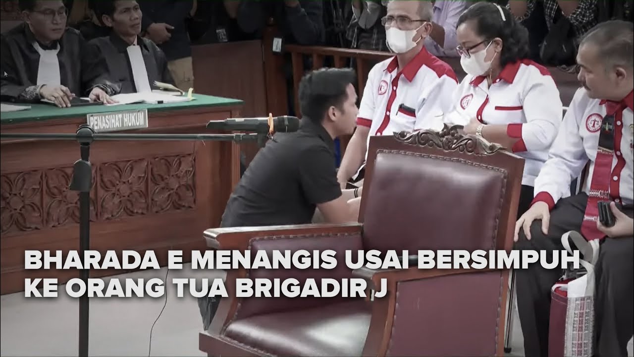 BHARADA E MENANGIS USAI BERSIMPUH KE ORANG TUA BRIGADIR J
