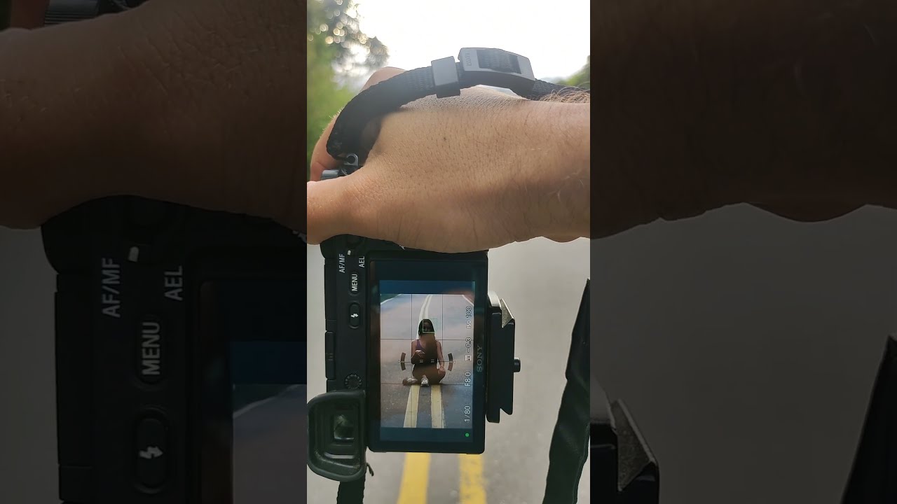 Portrait photography on the road  sony a6300 55-200mm 
