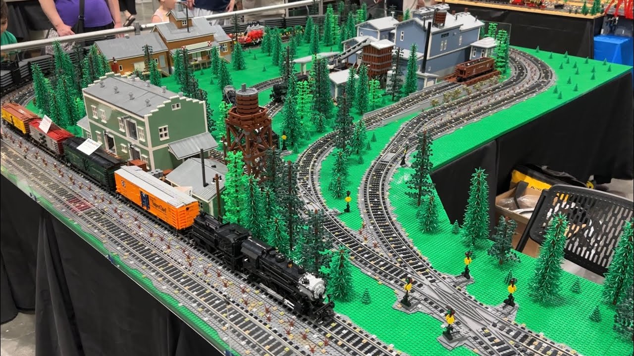 LEGO Trains - Brickworld Chicago 2024