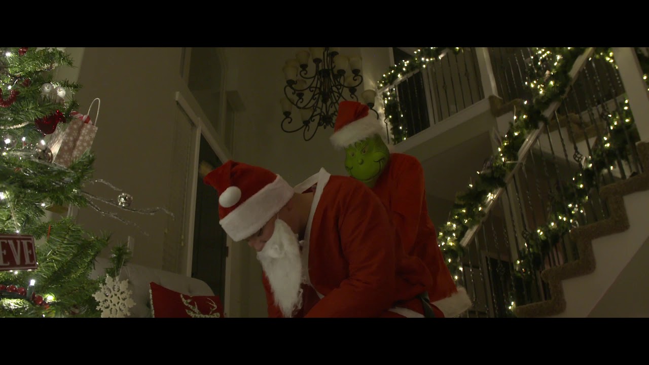 Santa Claus Vs The Grinch