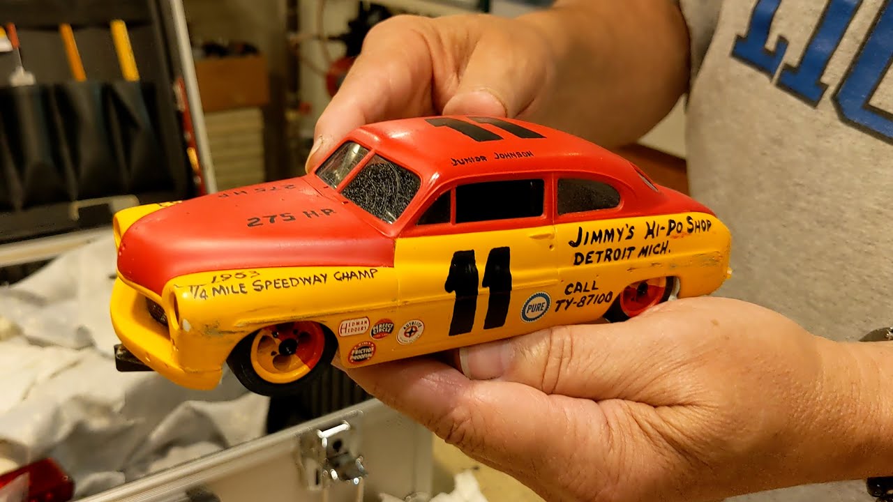 HAND-PAINTED Kit Slot Cars!! - Jimmy’s 1/24th Scale Car Collection - World’s PREMIER Slot Car Track