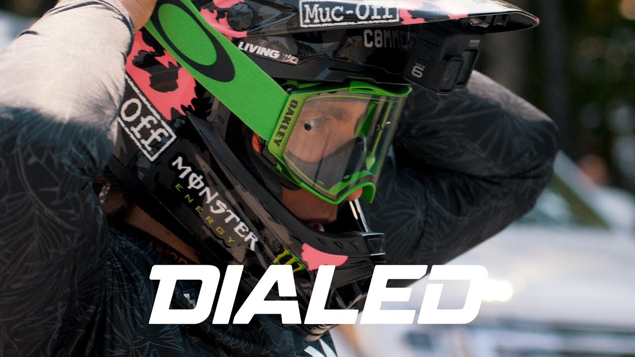 DIALED S3-EP37: Adjusting suspension for the rough track in Snowshoe | FOX