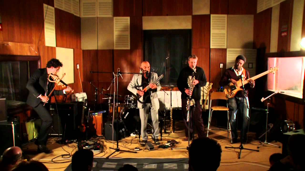 Alegre Corrêa Quartet - Atmo