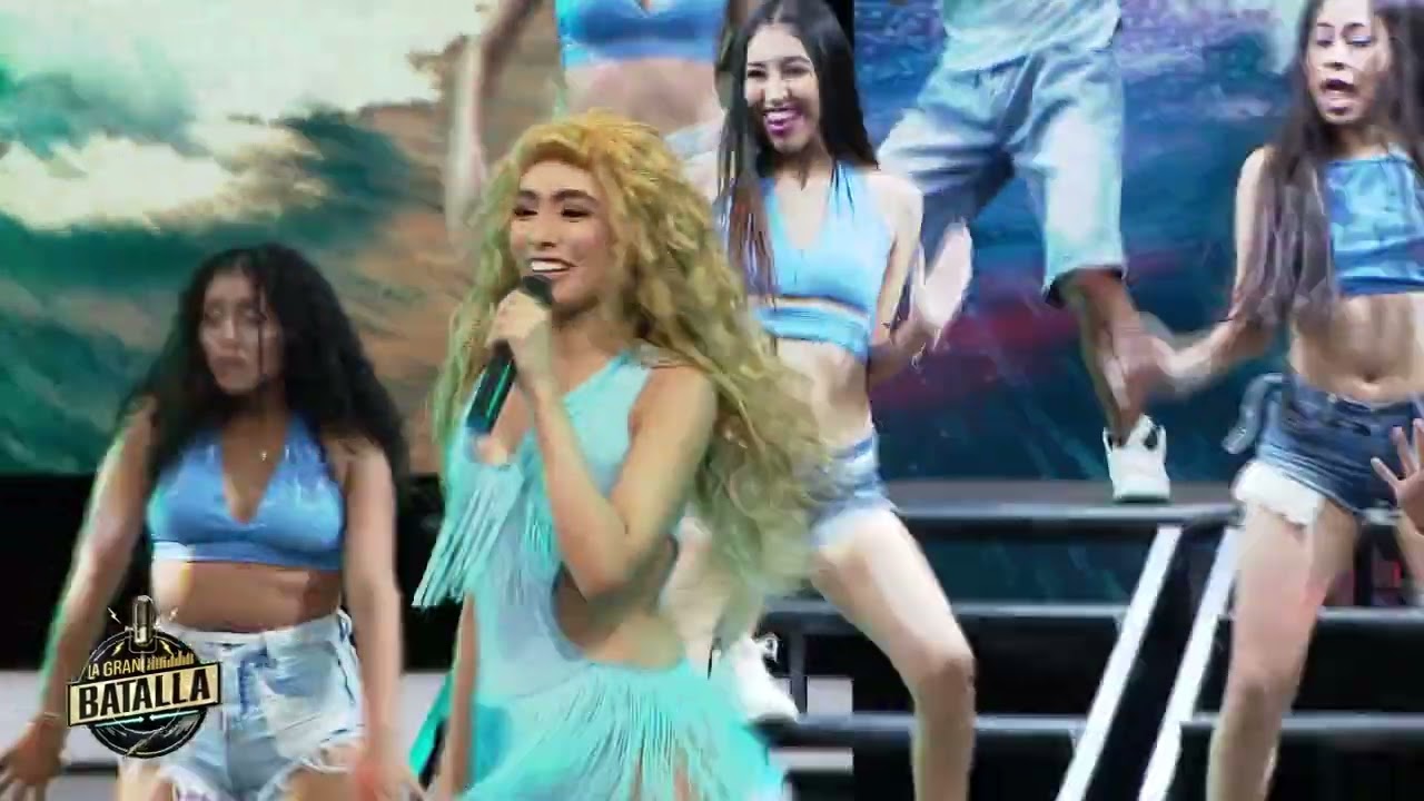 ALEXANDRA ROCHA Y LA ACADEMIA 