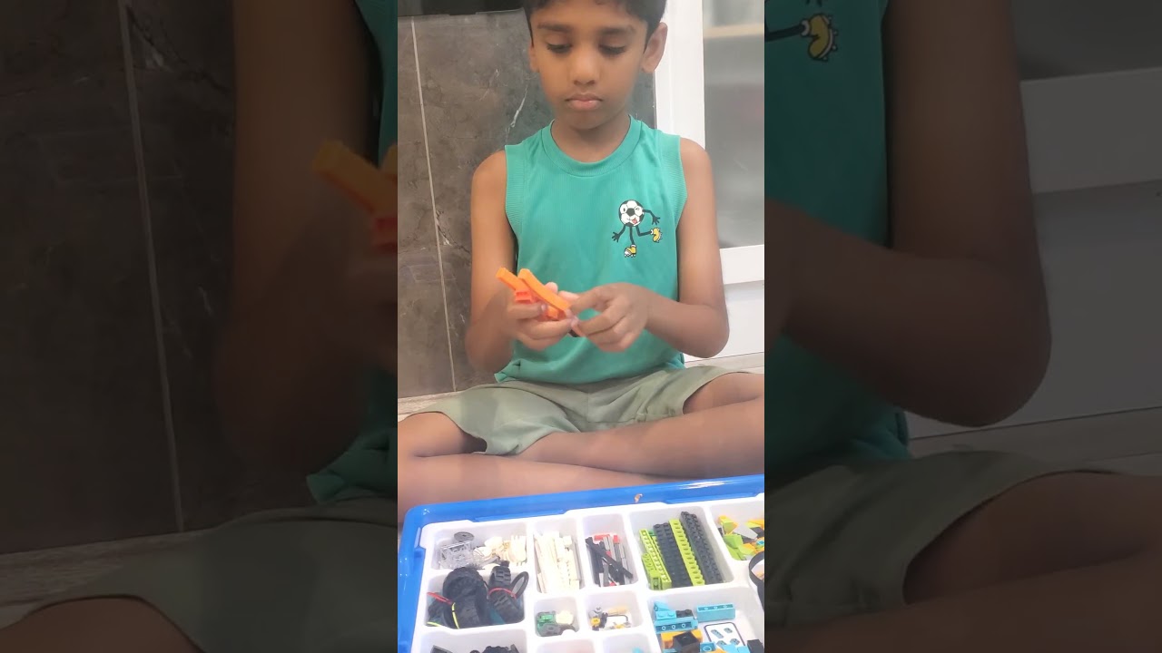 Unboxing Mystery Box -Reveal #therandomguy #techsavvy #makenplay #robotics