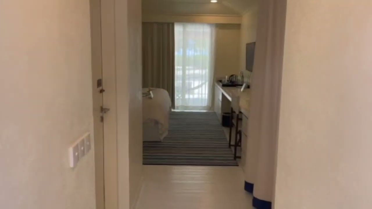 Maldives Resorts /Holiday Inn Resort Kandooma Maldives / Beach villa