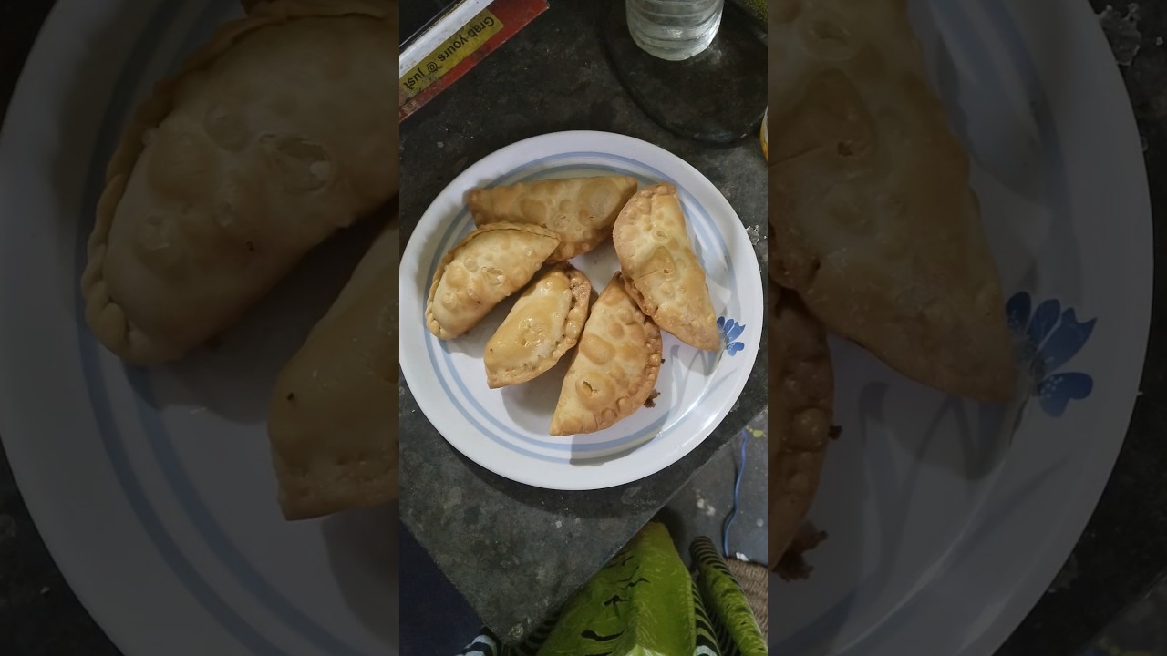 Coconut Stuffed Poori Shorts #sonamspicykitchen786 #mithipuri #ytstudio #chobekipoori #ytshorts