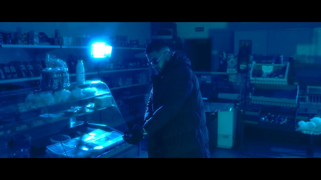 Moujah - Comment