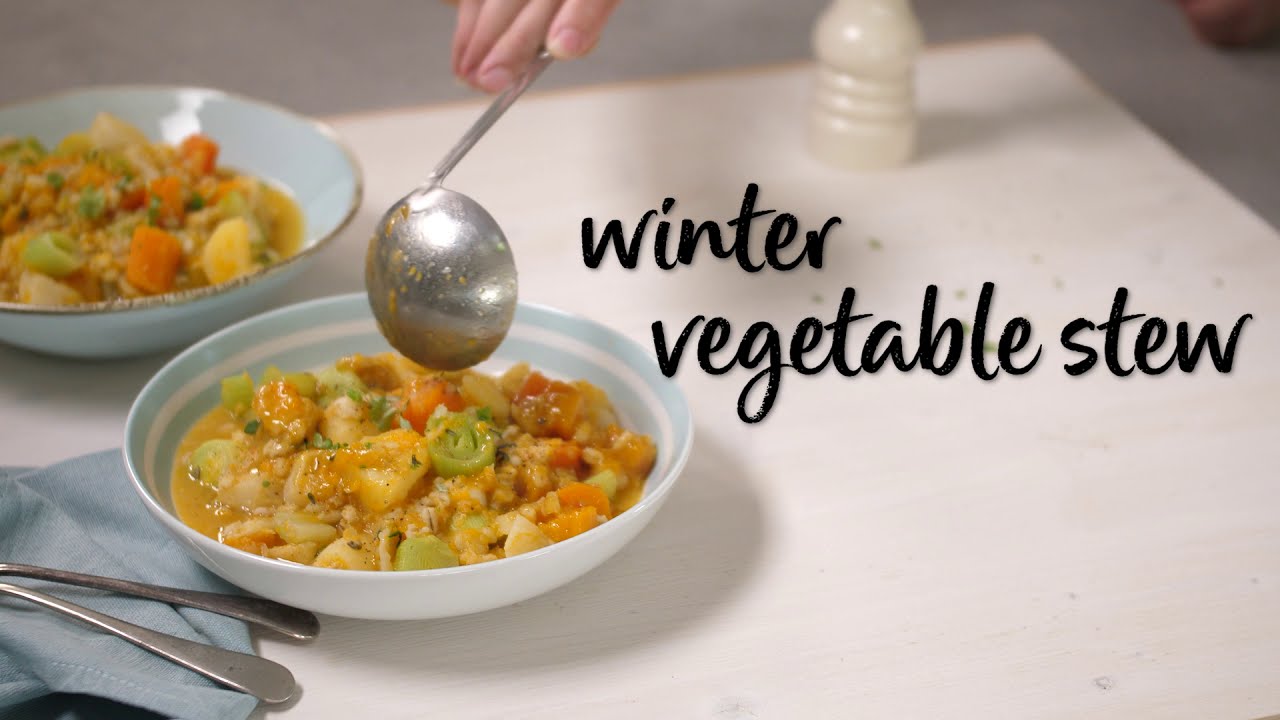 Slimming World slow cooker winter vegetable stew recipe - full recipe in the description below