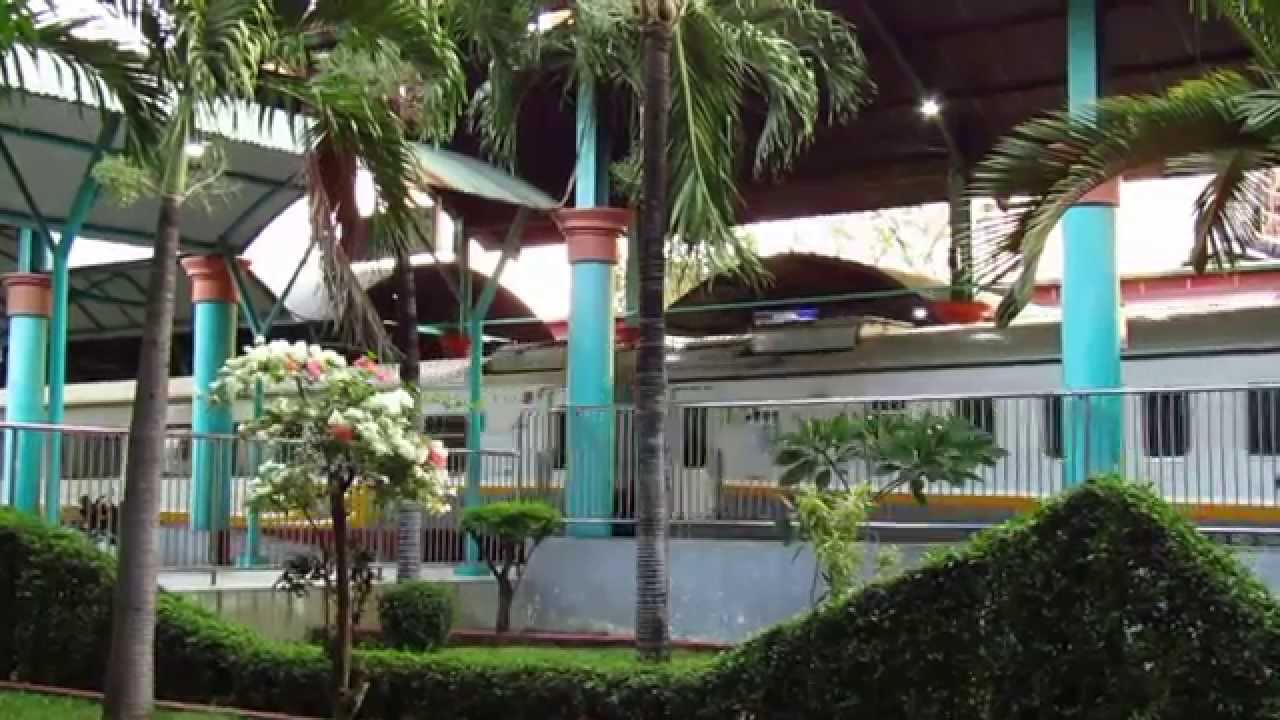 Lagu Surabaya Oh Surabaya Menyambut Kedatangan KA Sembrani Lebaran 2015 di Stasiun Surabaya Gubeng