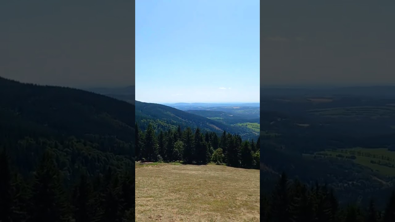 V&yacute;hled od chaty Dvoračky na Rokytnici nad Jizerou