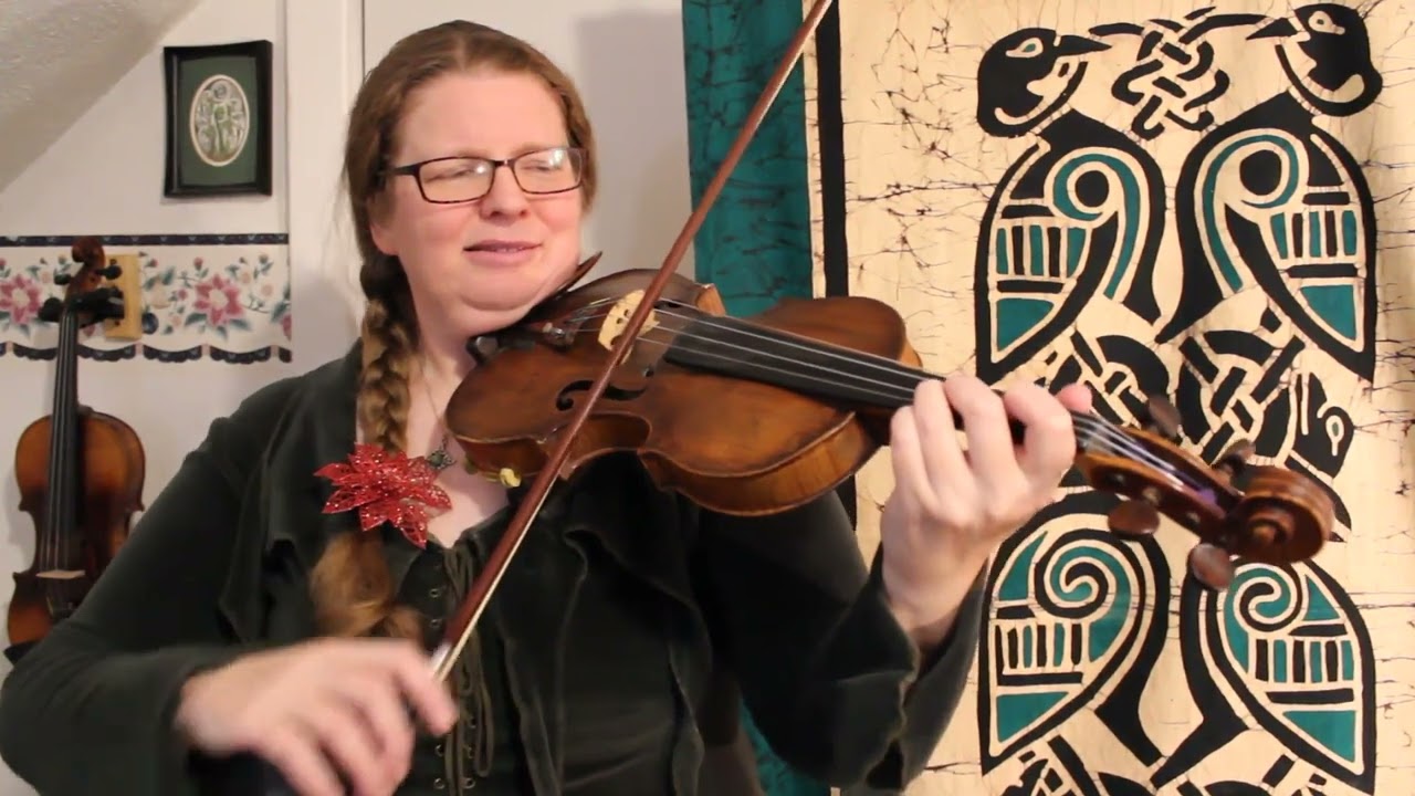 Fiddling into Christmas 2024 with Katherine Moller - Silent Night