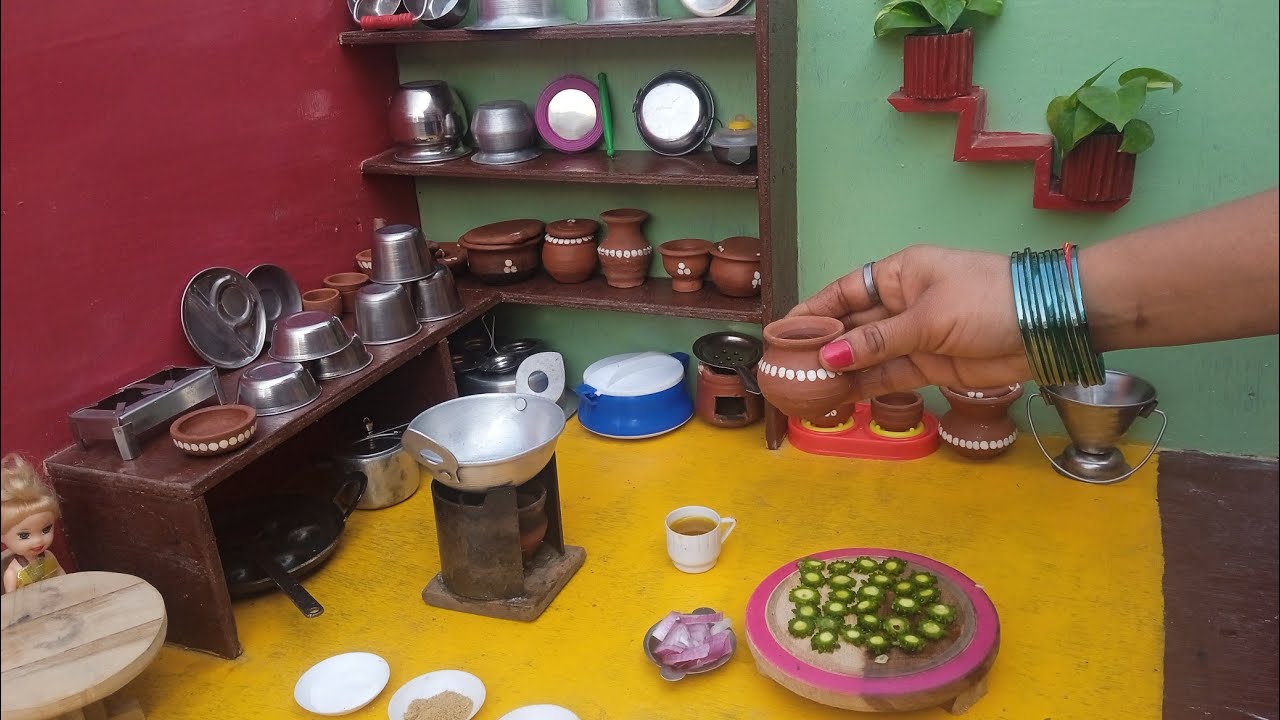स्वादिष्ट करेले की सब्जी, रोटी। @Tinyfoodvlogs #food #miniaturecooking