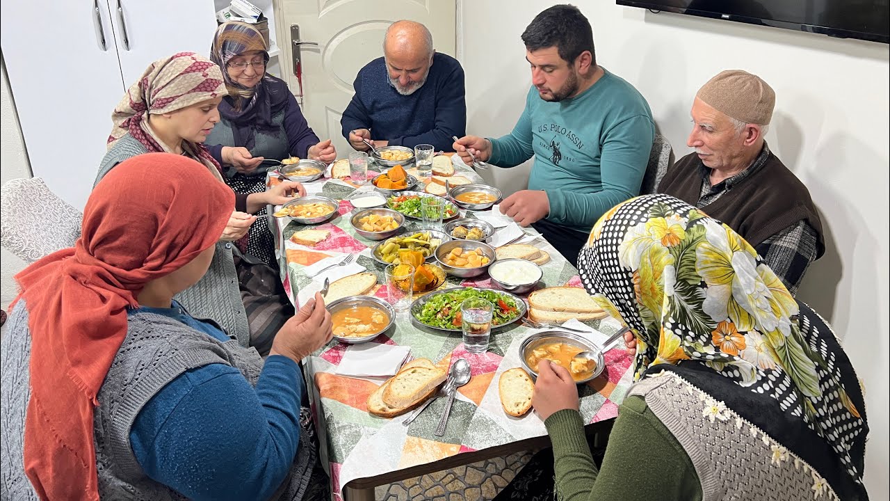 Akşam yemeği misafirimiz var köy hayatı