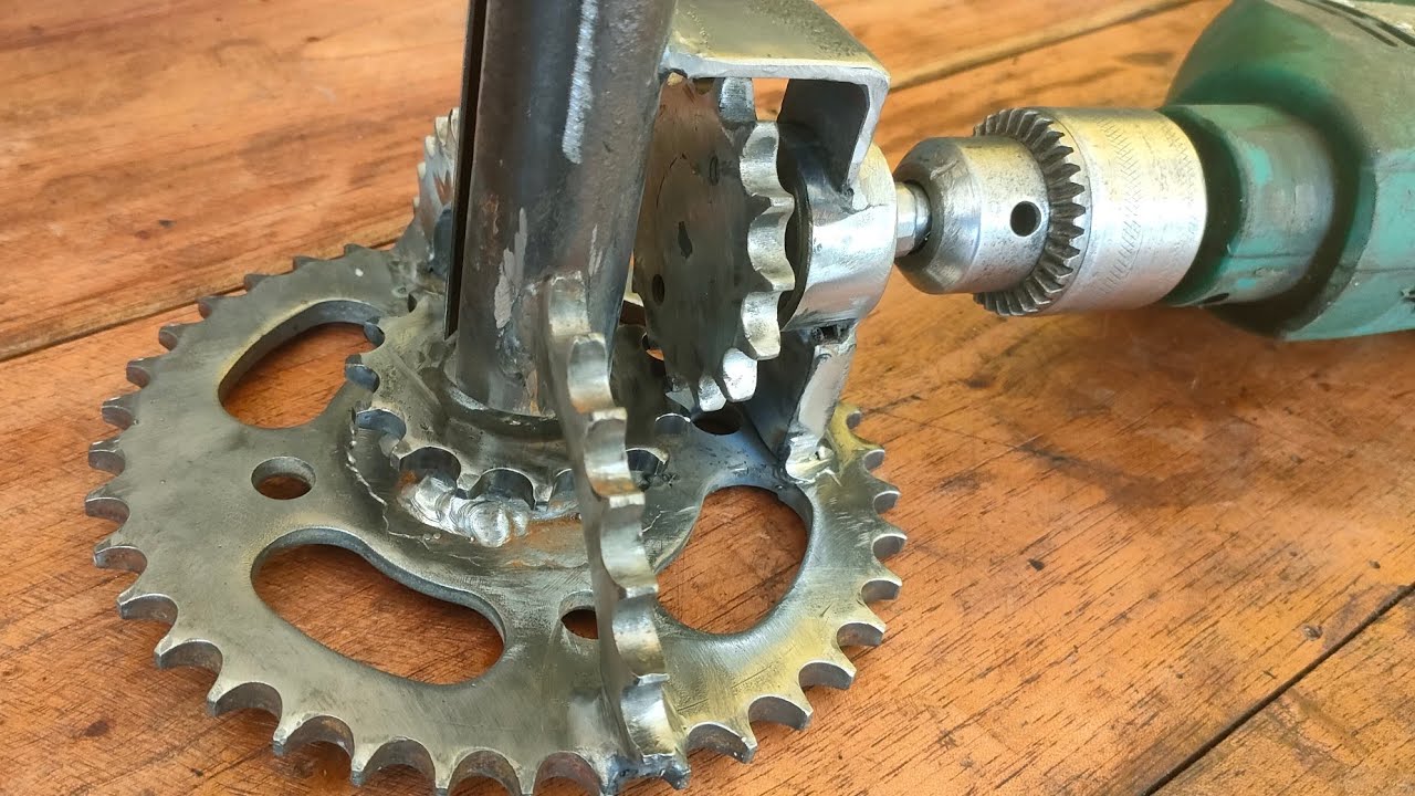 GILA!!! Tukang ini membuat alat keren dari gear bekas. wajib di coba !!!