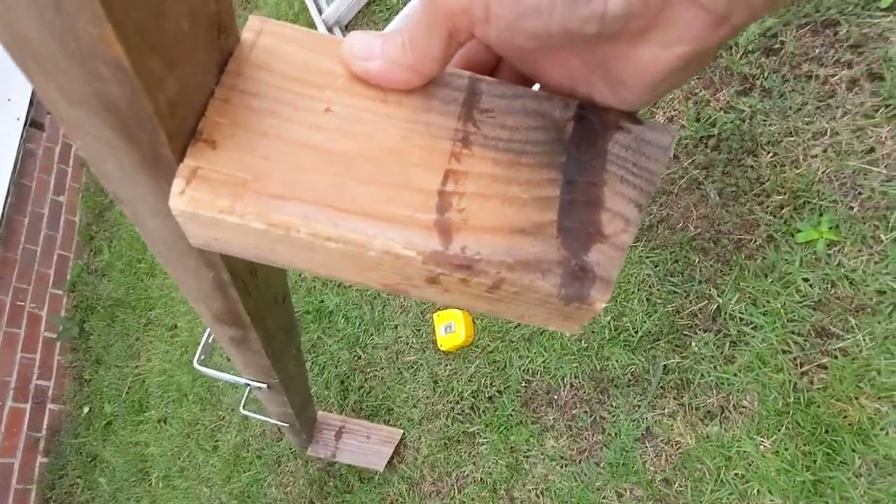 2x4 homemade ladder stabilizer