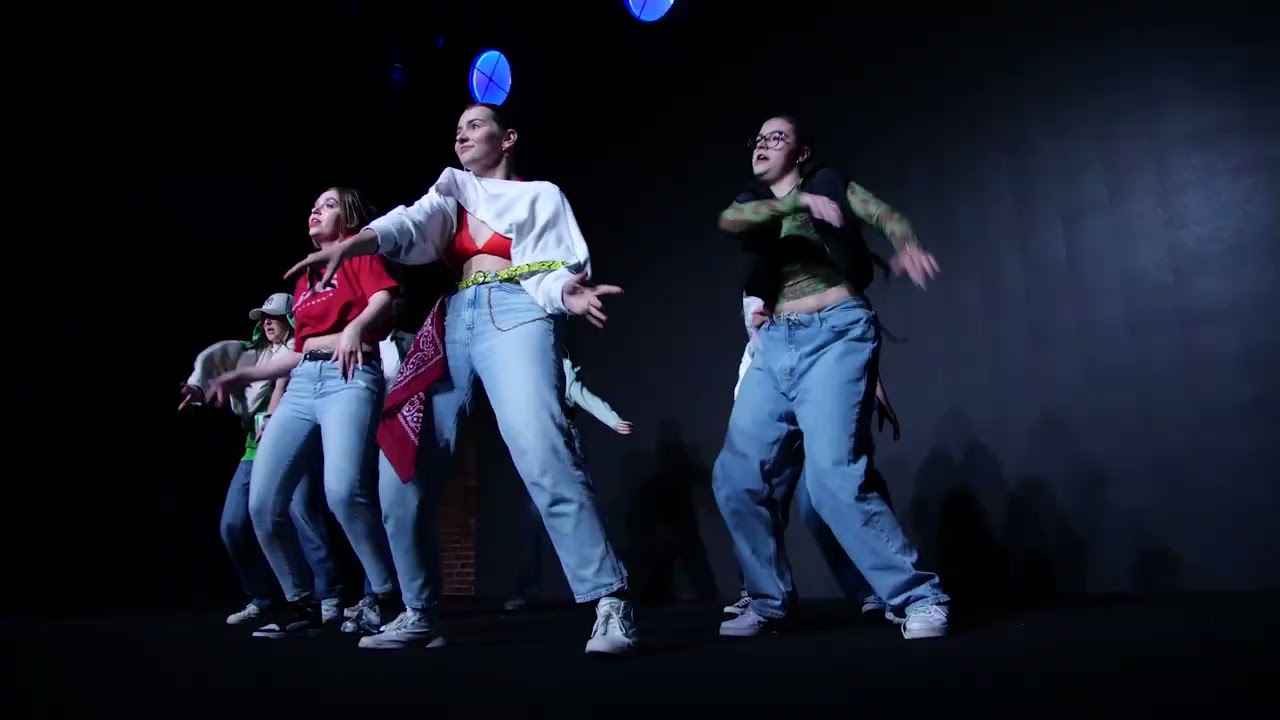 Gala Taneczna 2022 / COMMERCIAL DANCE / Oliwia / Urban Dance Zone - sezon 2021/2022