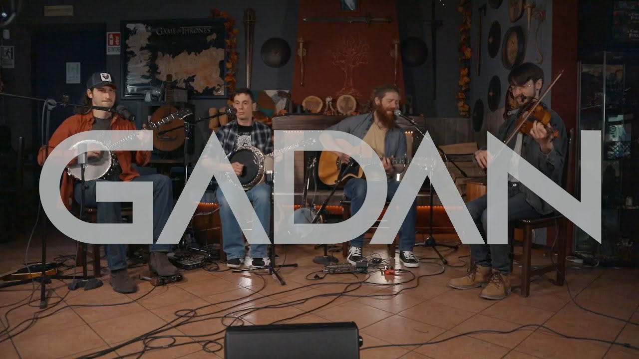 Gadan - Donegal Lasses/Pull the knife and stick it again/ Dwyer's