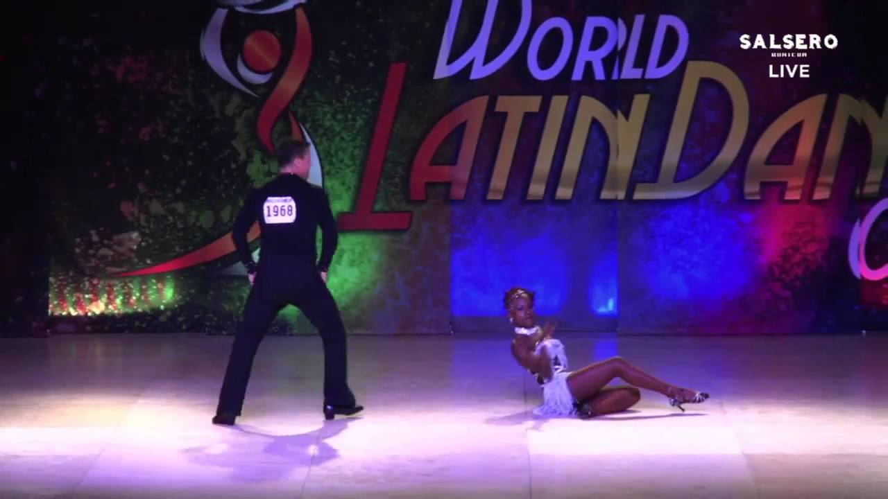 Coco Sequeiros & Oleysa Vasquez - #TeamPer&uacute; & NZ Australia - WLDC 2015