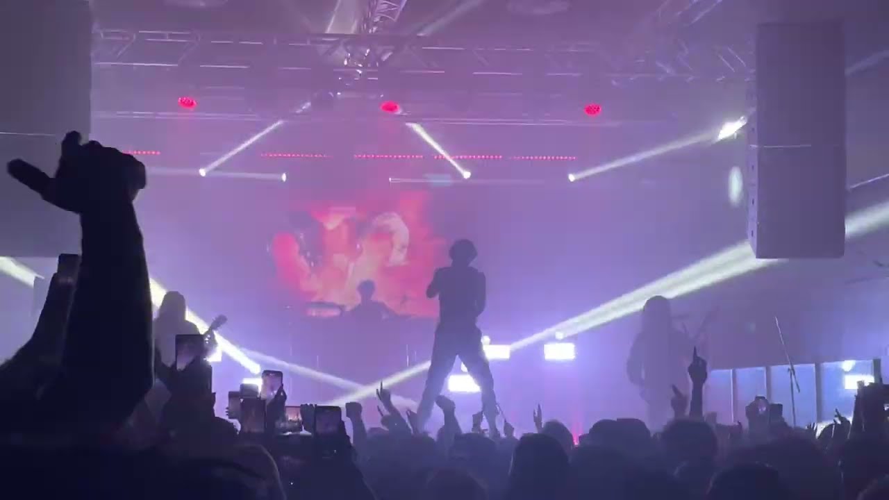 BAD OMENS - Dethrone - Live at Milano 2023